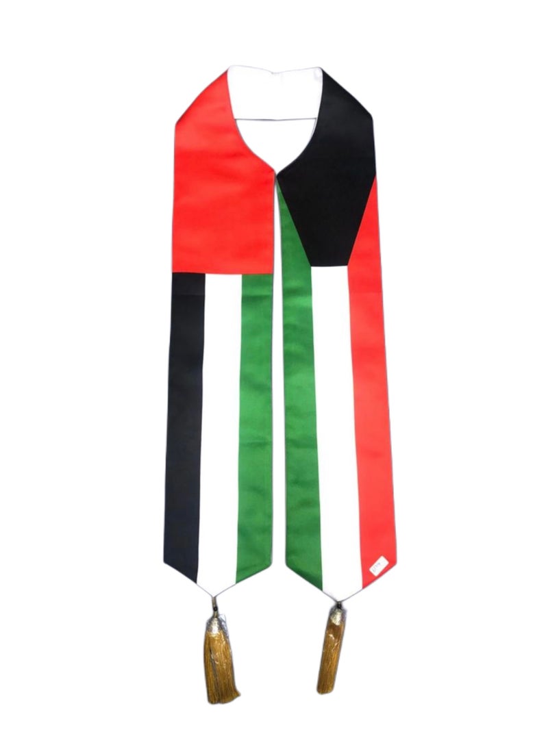 وشاح يحمل علم الكويت والإمارات العربية المتحدة بتصميم ياقة على شكل رقبة وشرابة، مناسب للبالغين